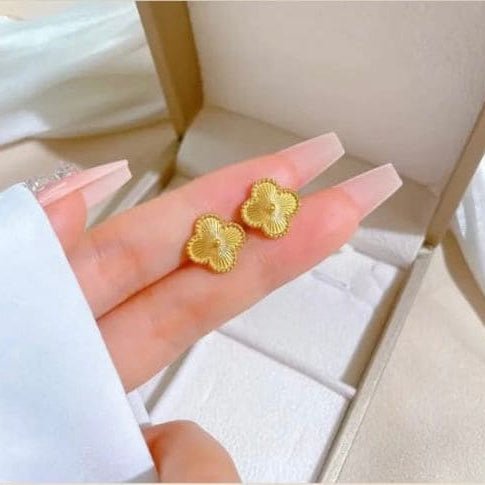 Clover Gold Studs - TrendFity