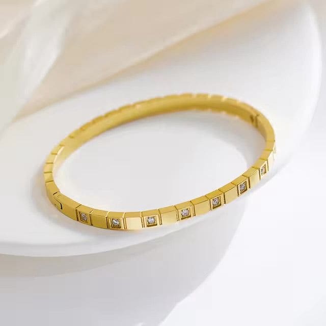 Minimalist White Filled Bangle - TrendFity